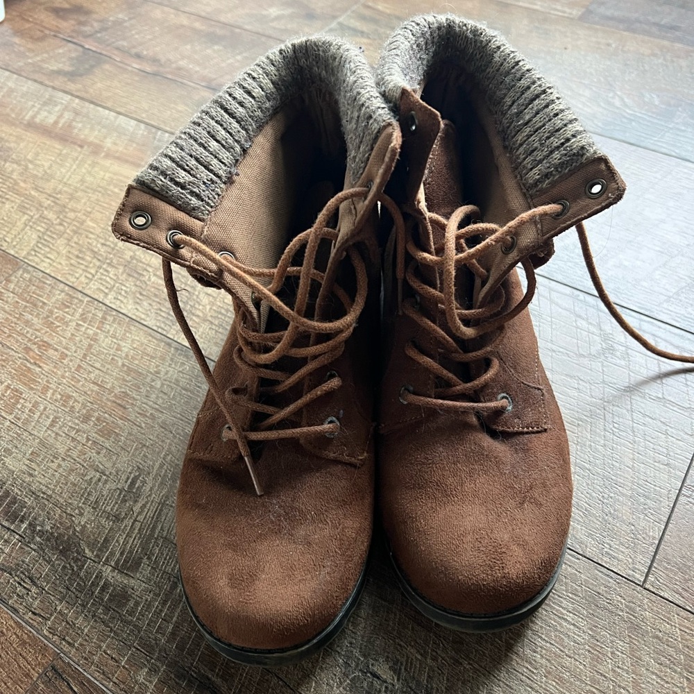 Women's Brown Lace-Up Ankle Boots
